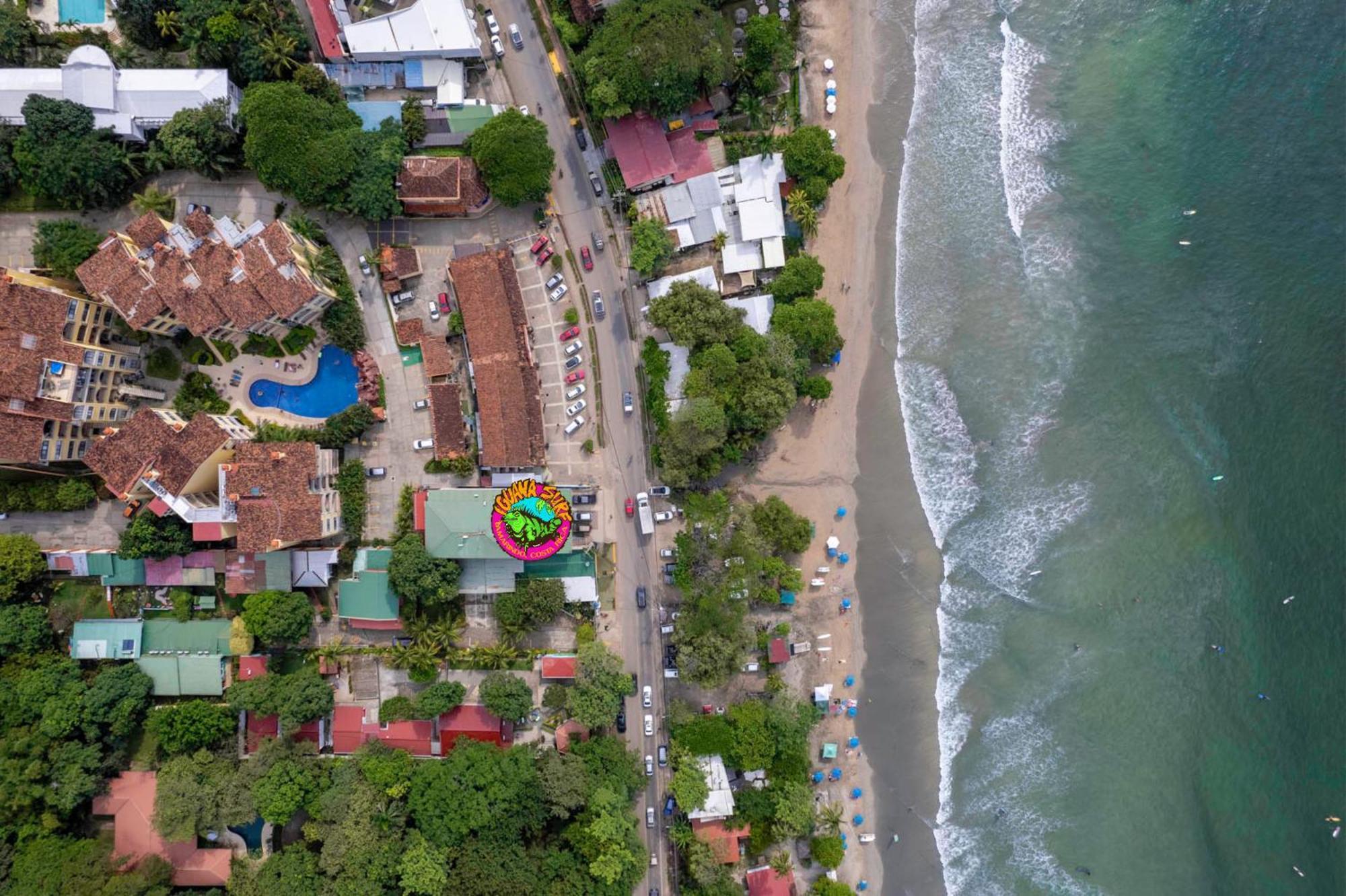 Hotel Iguana Surf Camp Tamarindo Esterno foto